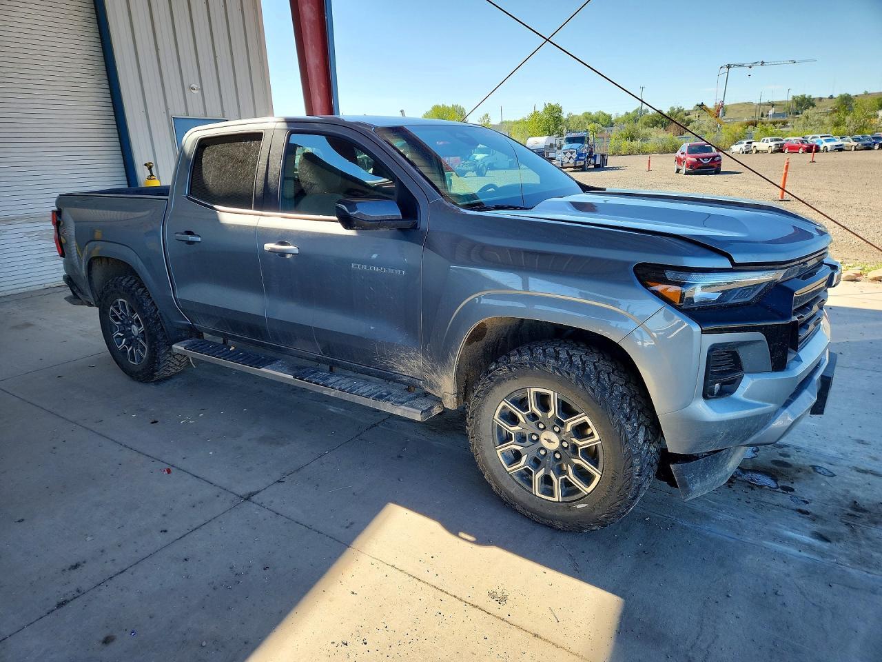 2025 Chevrolet Colorado Z71 - Image 4