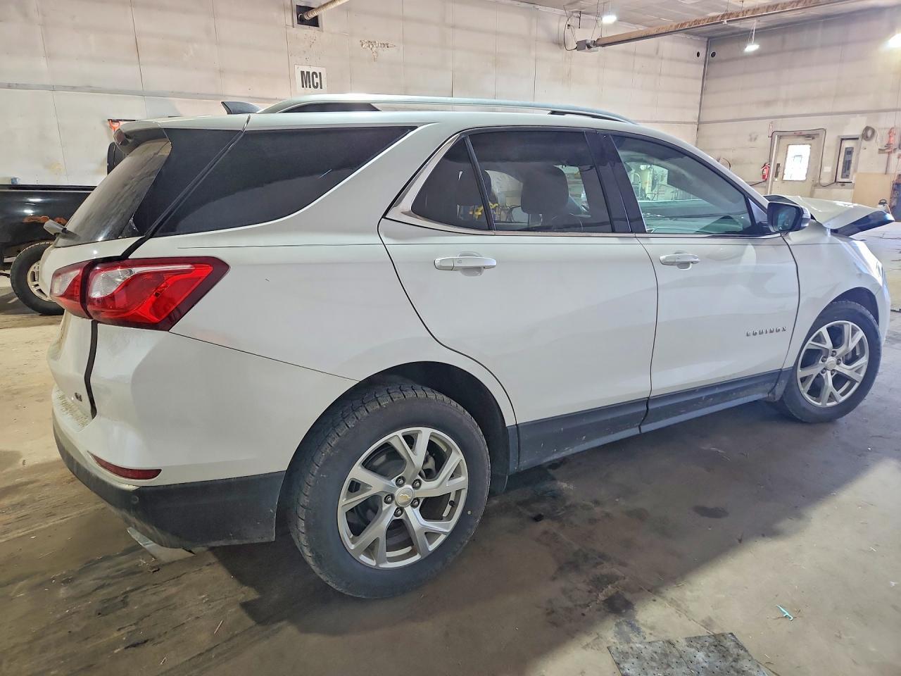 2018 Chevrolet Equinox Lt - Image 3