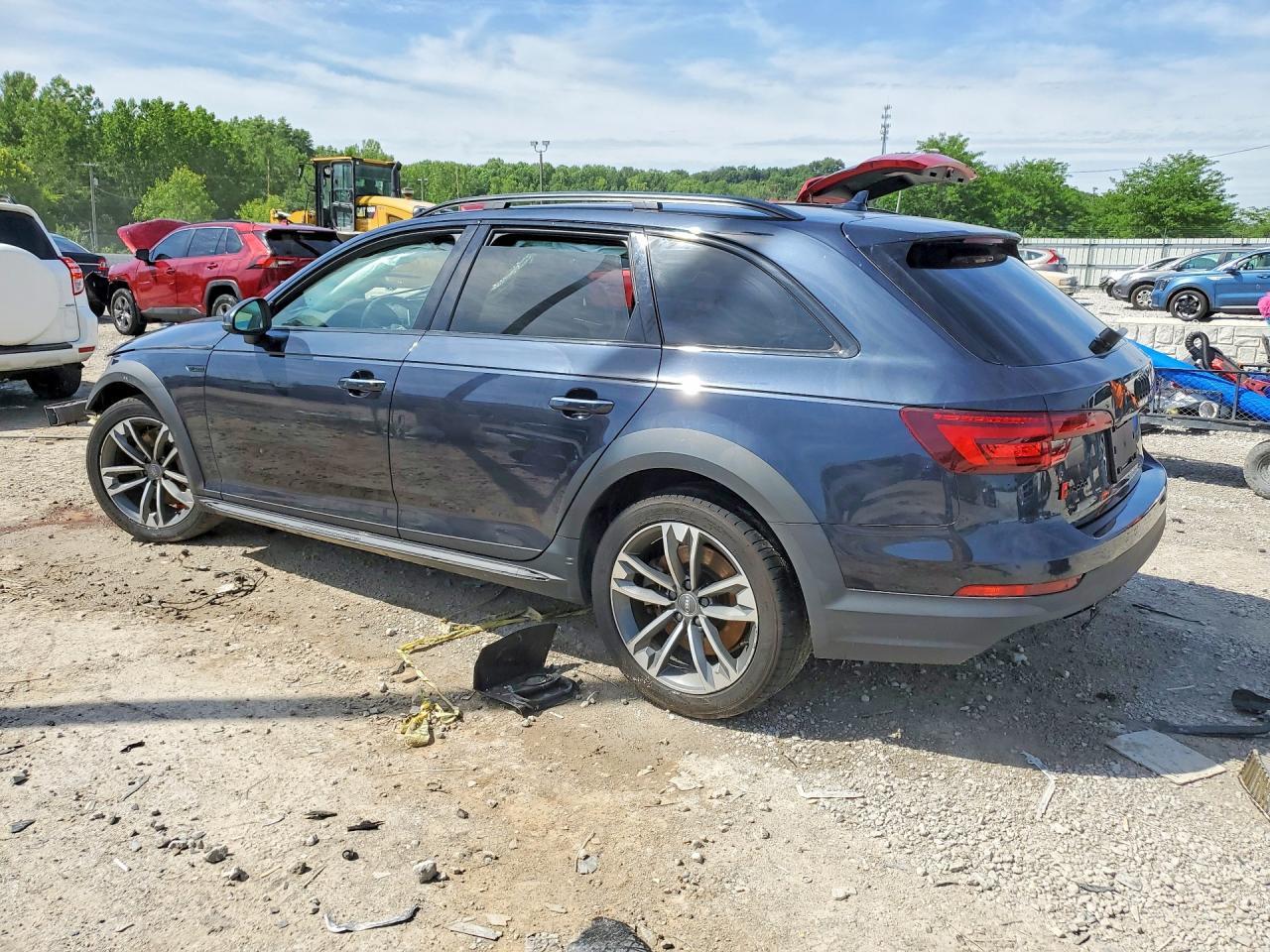 2018 Audi A4 Allroad Premium Plus - Фото 2