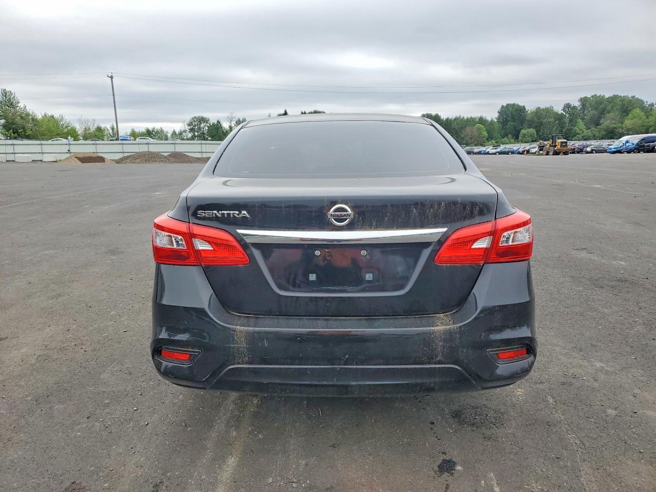 2017 Nissan Sentra S - Image 6