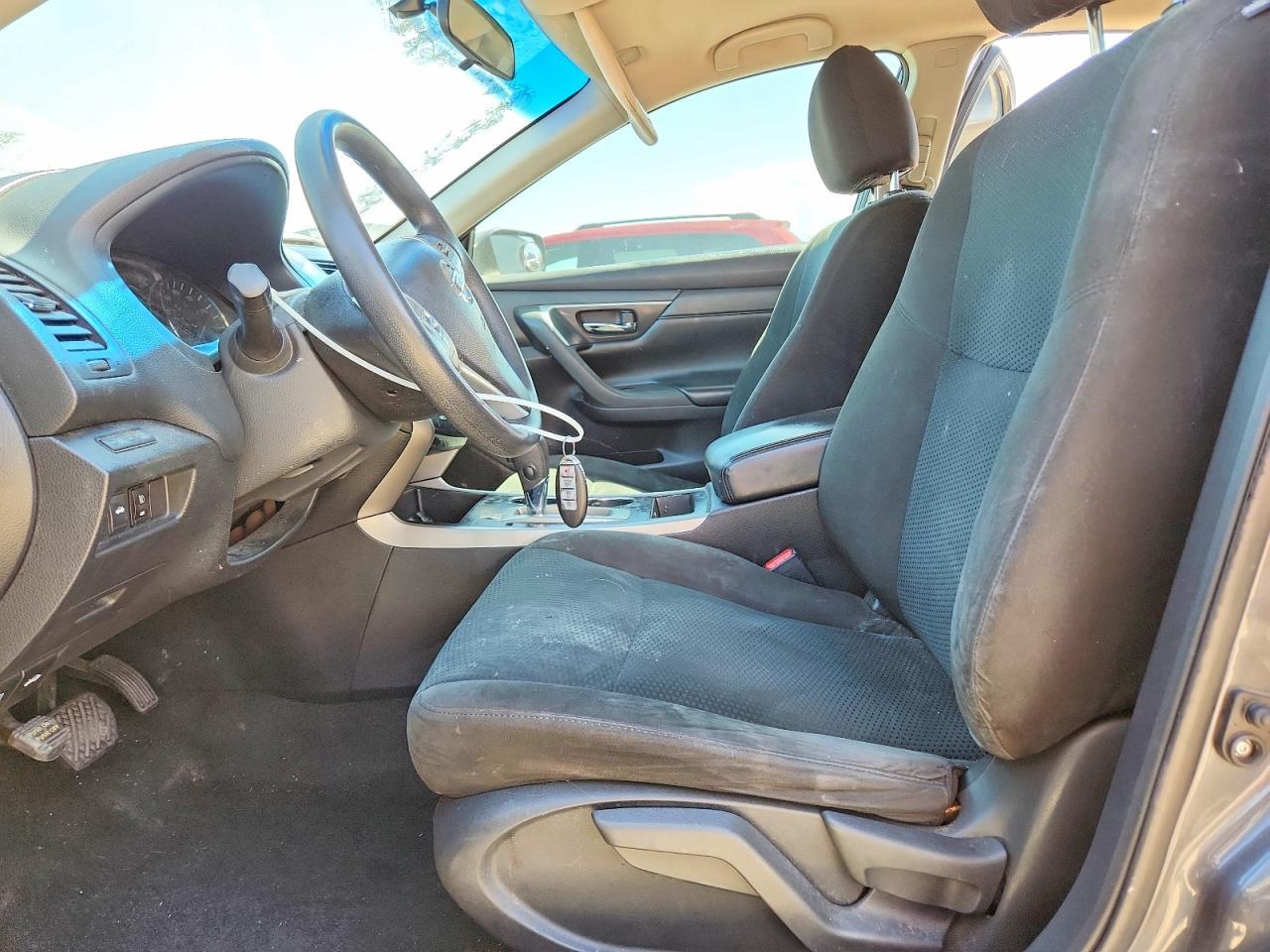 2015 Nissan Altima 2.5 S - Фото 7