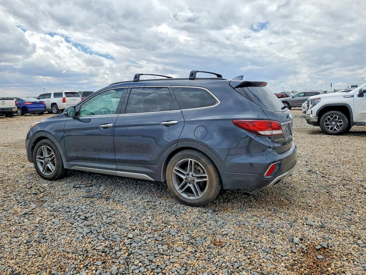 2017 Hyundai Santa Fe Limited Ultimate - Фото 2