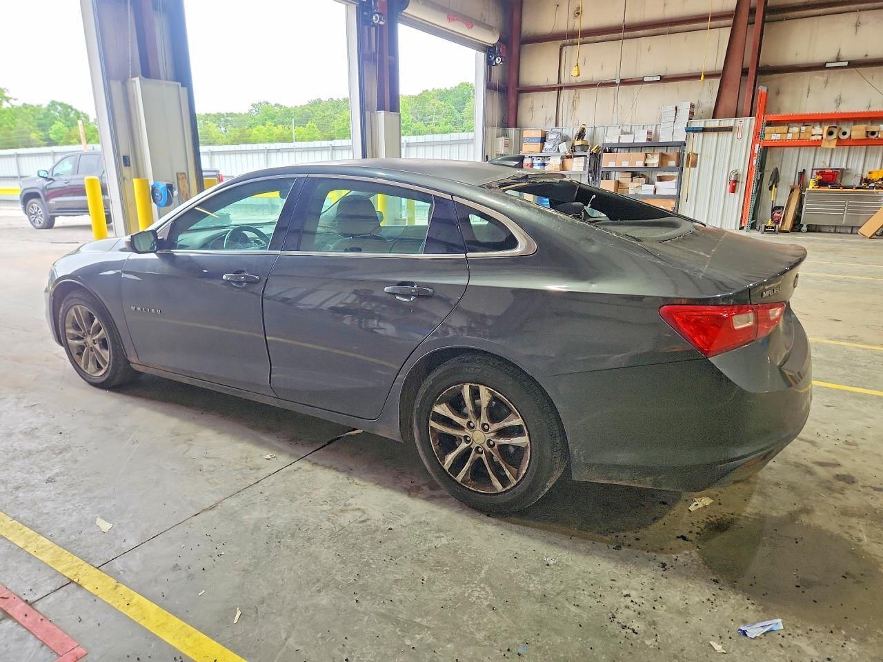 2016 Chevrolet Malibu Lt - Фото 2