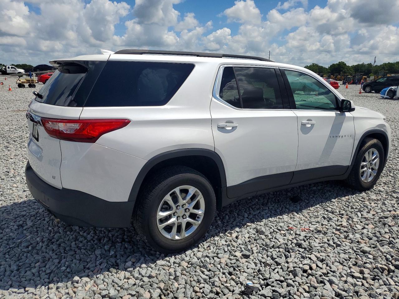 2020 Chevrolet Traverse Lt - Фото 3