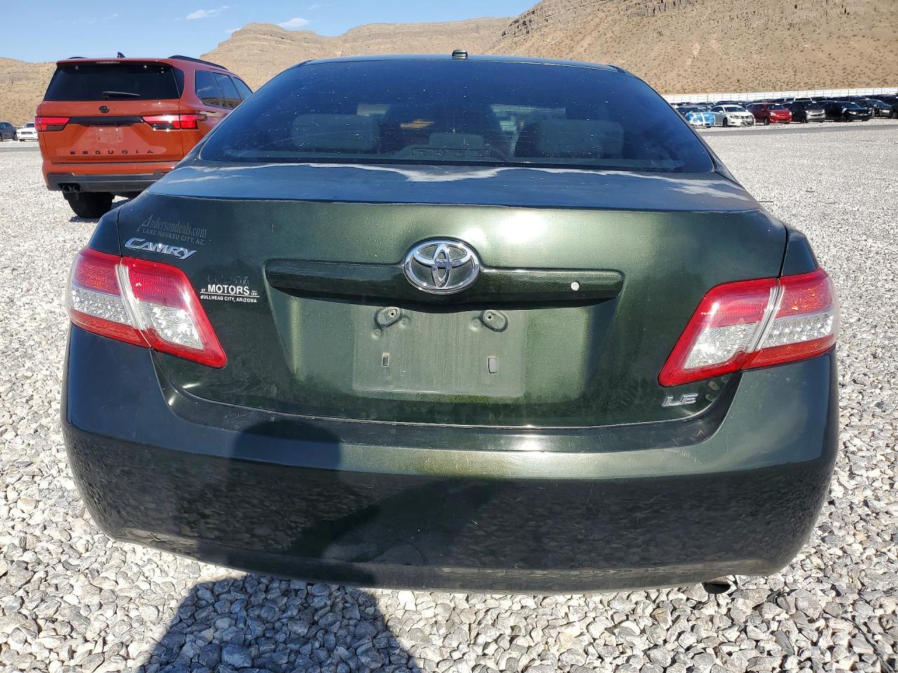 2011 Toyota Camry Base - Фото 6