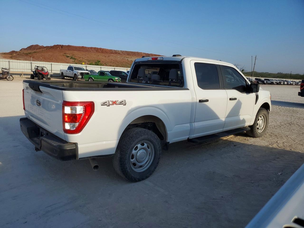 2022 Ford F150 - Фото 3
