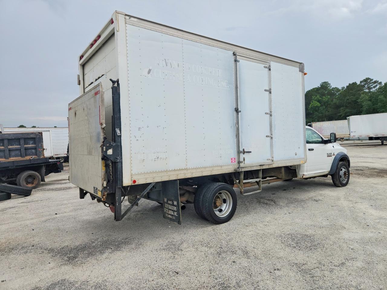 2014 Ram 5500 Box Truck - Image 3