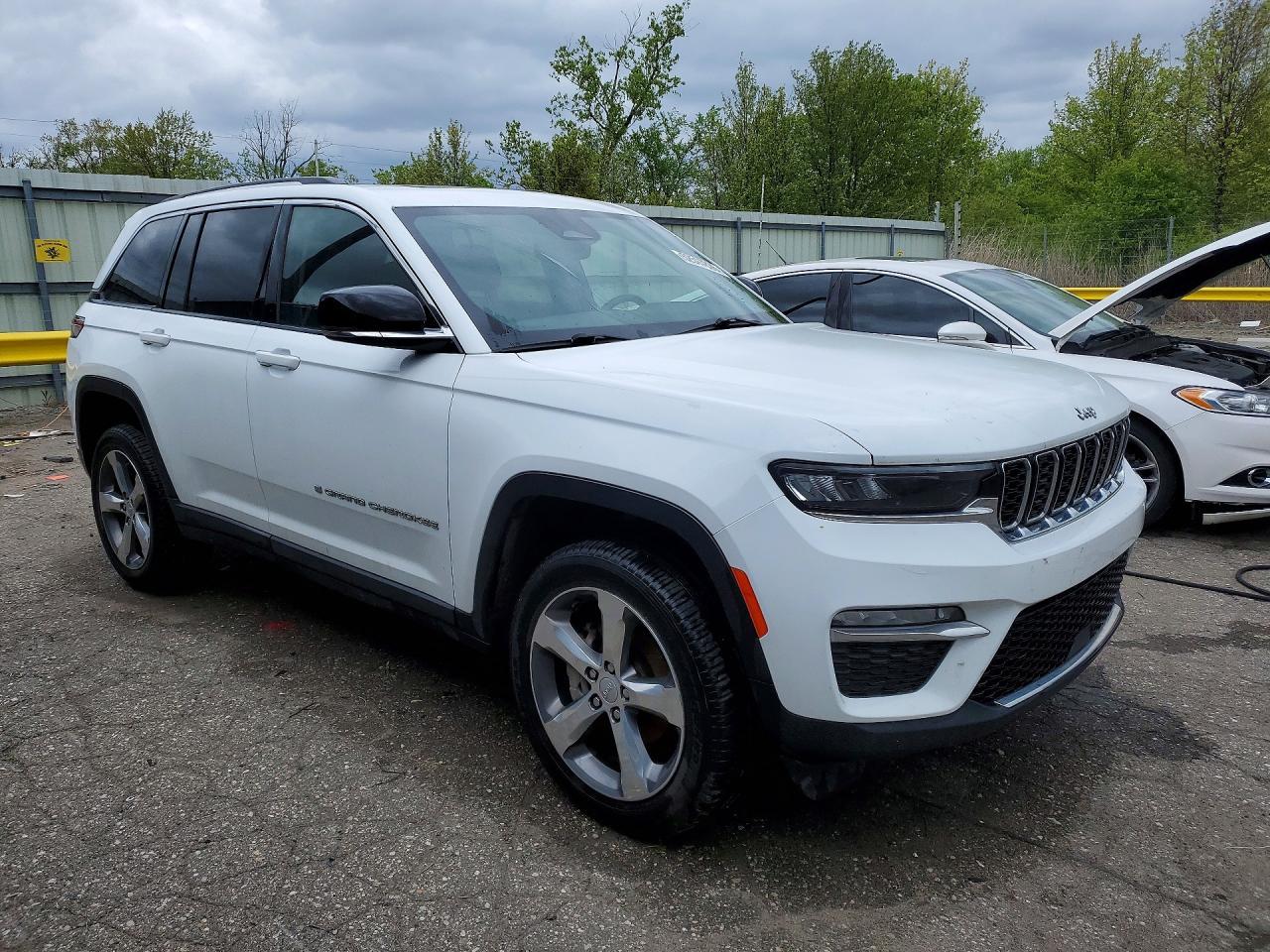 2022 Jeep Gr Cherokee - Фото 4
