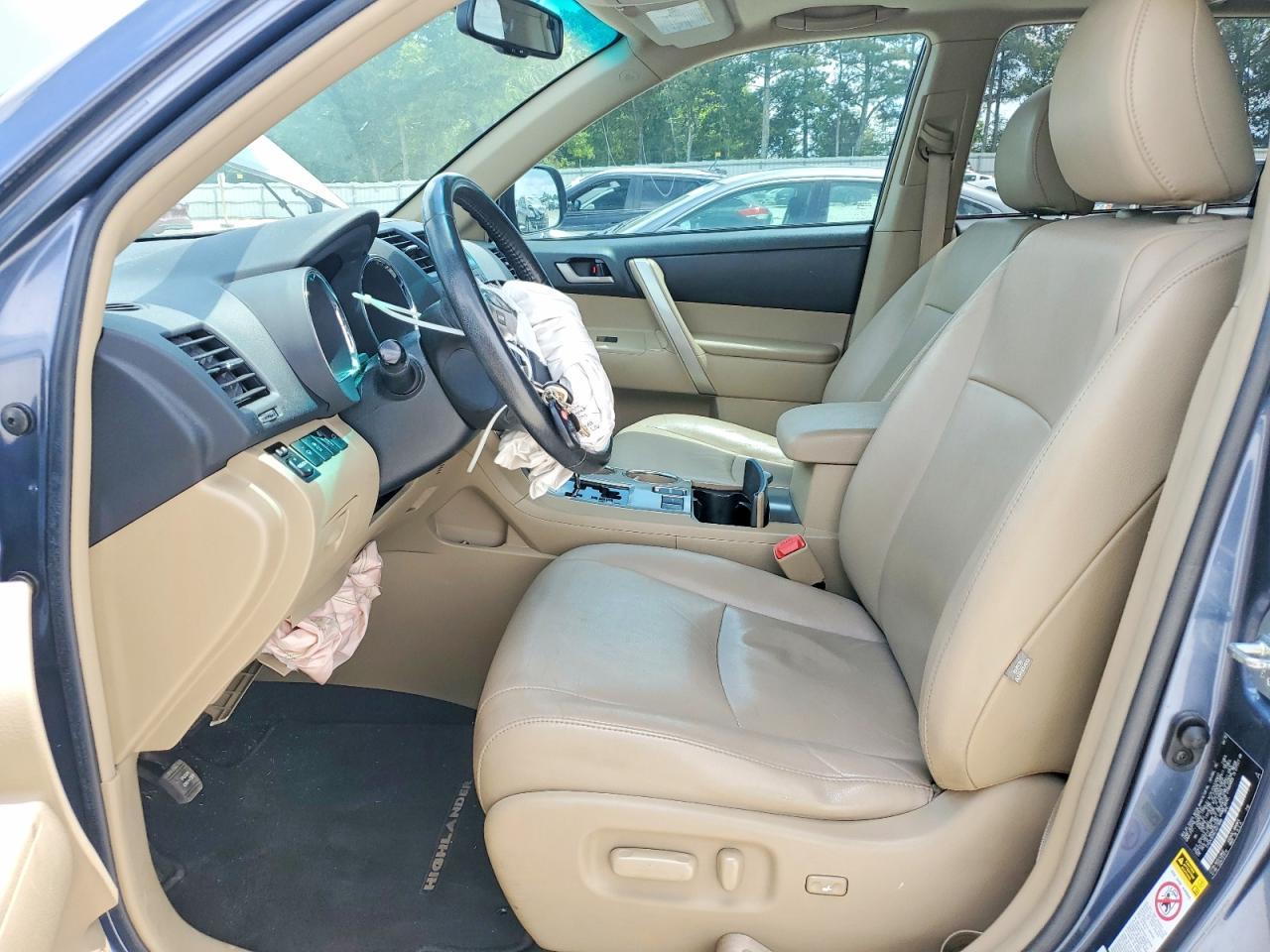2012 Toyota Highlander Se - Image 7