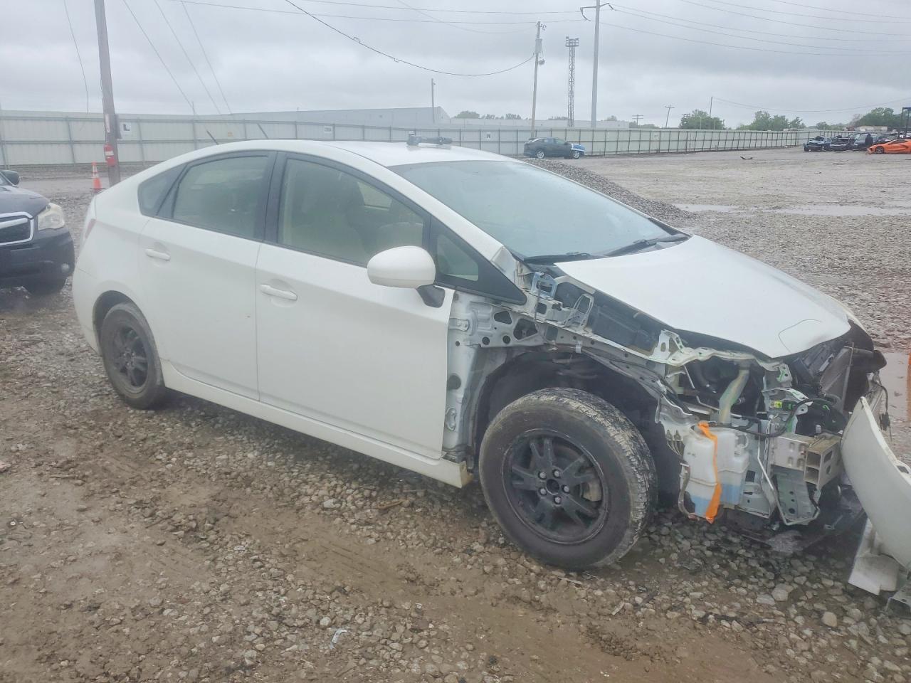 2012 Toyota Prius Two - Фото 4