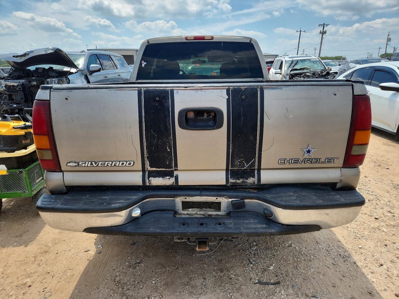 2002 Chevrolet Silverado C1500 - Фото 6