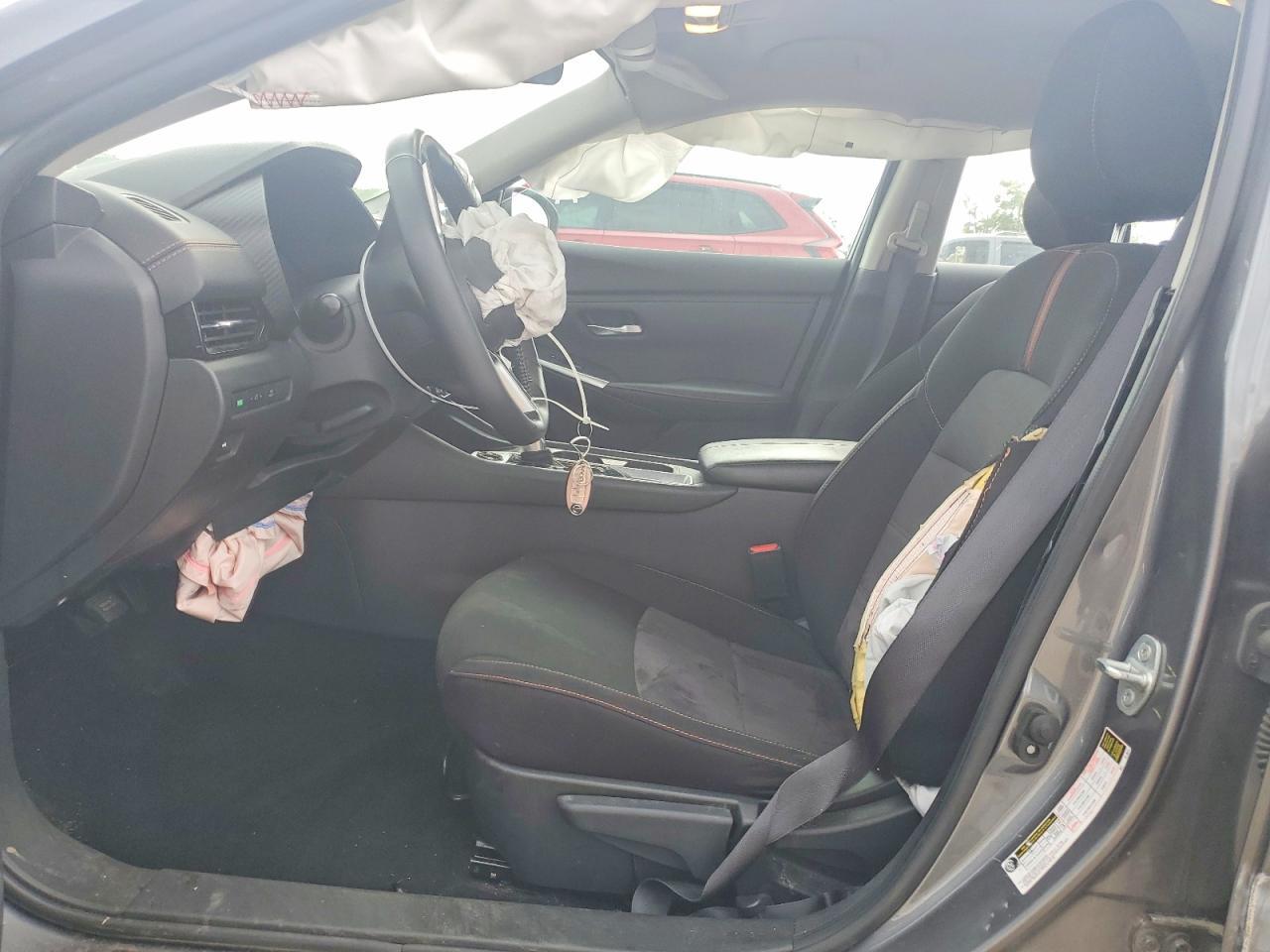 2023 Nissan Sentra Sr - Image 7