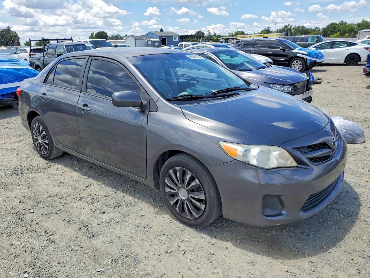 2012 Toyota Corolla Le - Фото 4