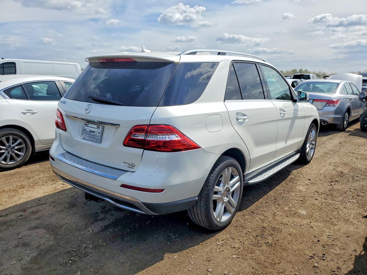 2014 Mercedes-Benz Ml 350 - Image 3