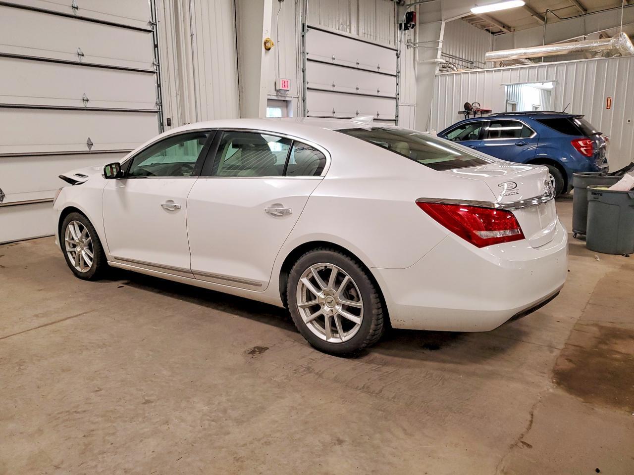 2015 Buick Lacrosse - Фото 2