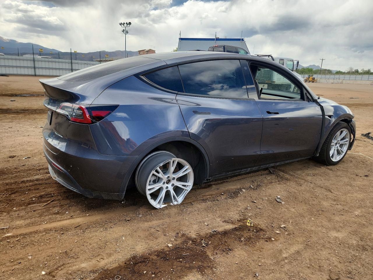 2021 Tesla Model Y - Фото 3