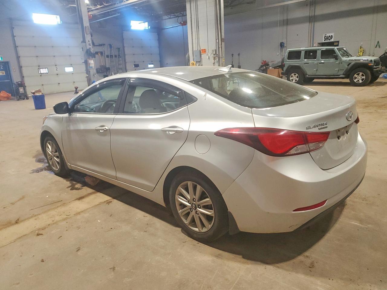 2016 Hyundai Elantra Se - Image 2