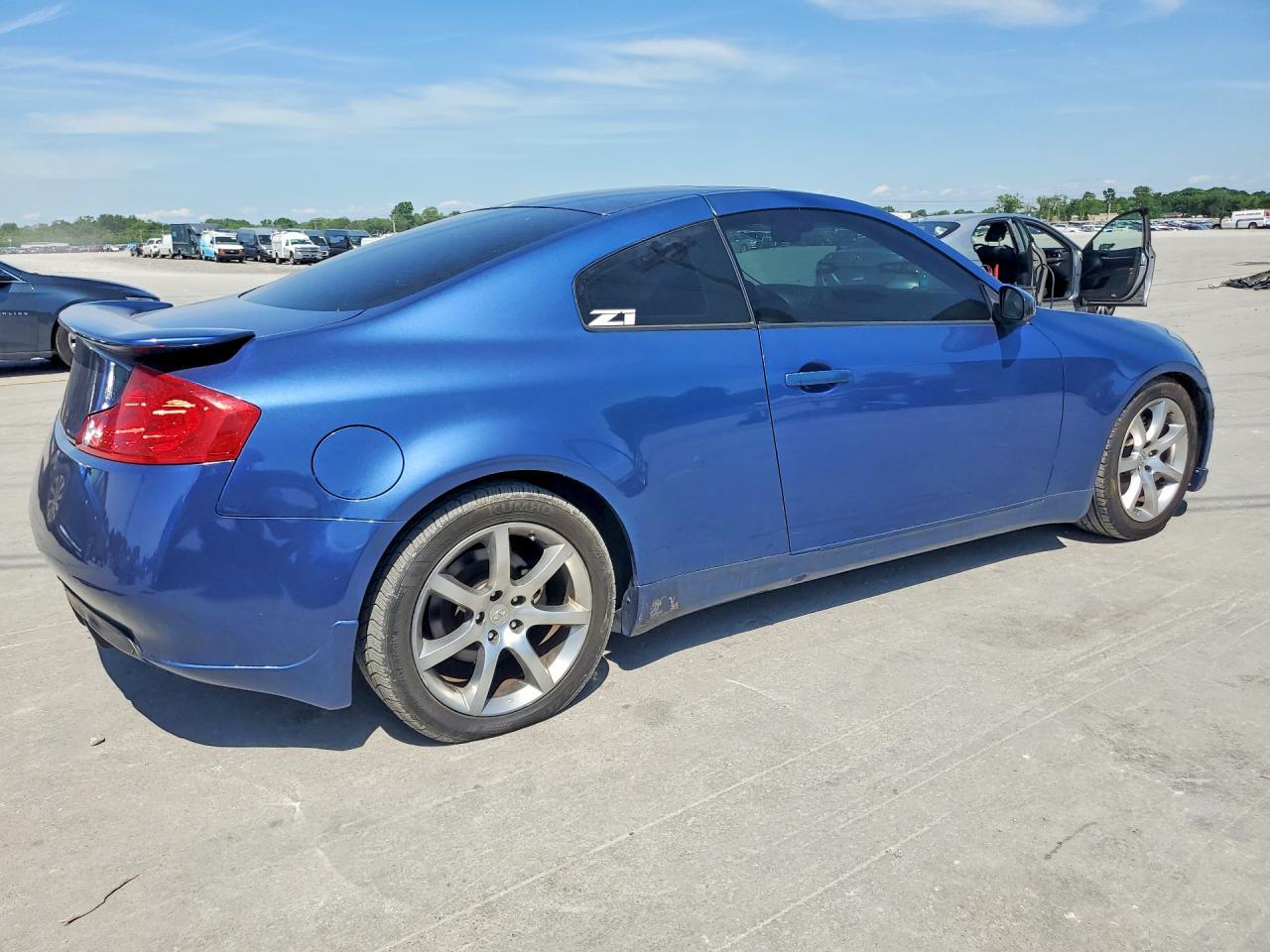 2005 Infiniti G35 Base - Фото 3