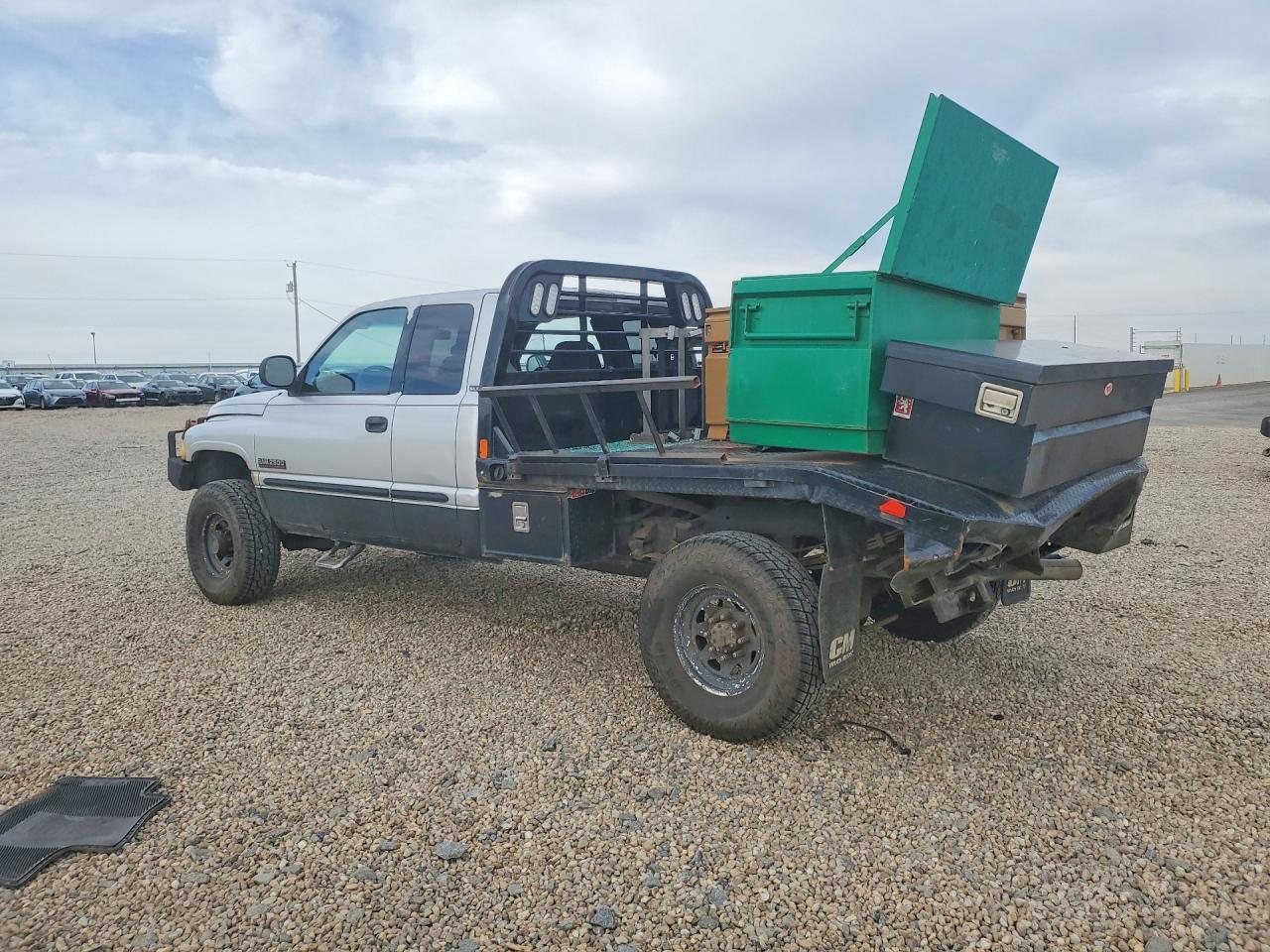 2002 Dodge Ram 2500 - Image 2