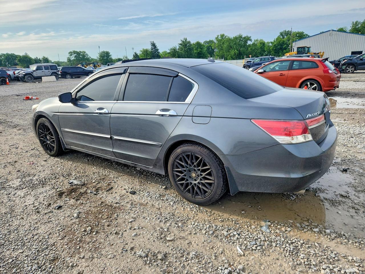 2011 Honda Accord Exl - Image 2