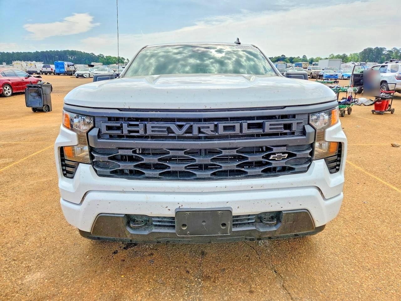2026 Chevrolet Silverado K1500 Custom - Фото 5