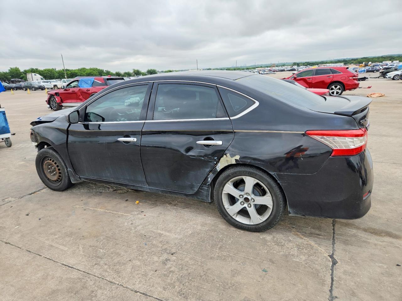 2015 Nissan Sentra S - Фото 3