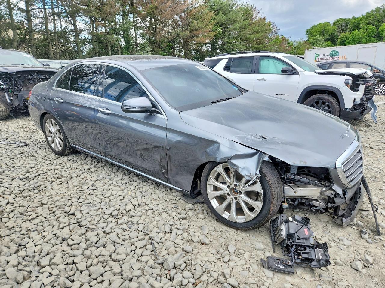 2018 Mercedes-Benz E 300 4Matic - Image 4