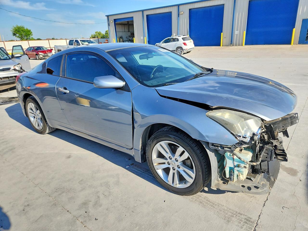 2010 Nissan Altima S - Image 4