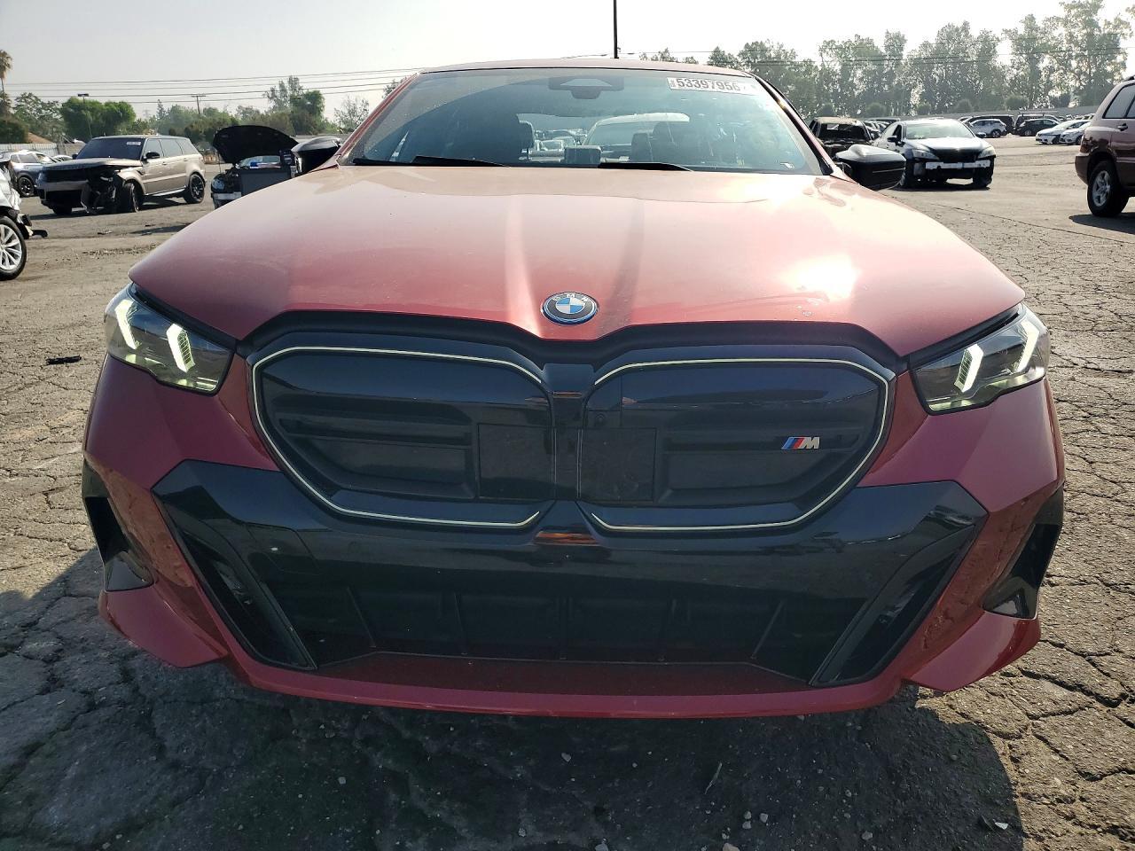 2025 BMW I5 M60 - Фото 5