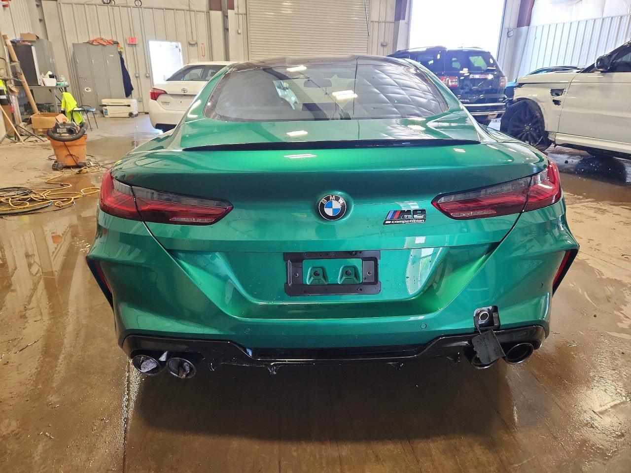 2024 BMW M8 - Фото 6