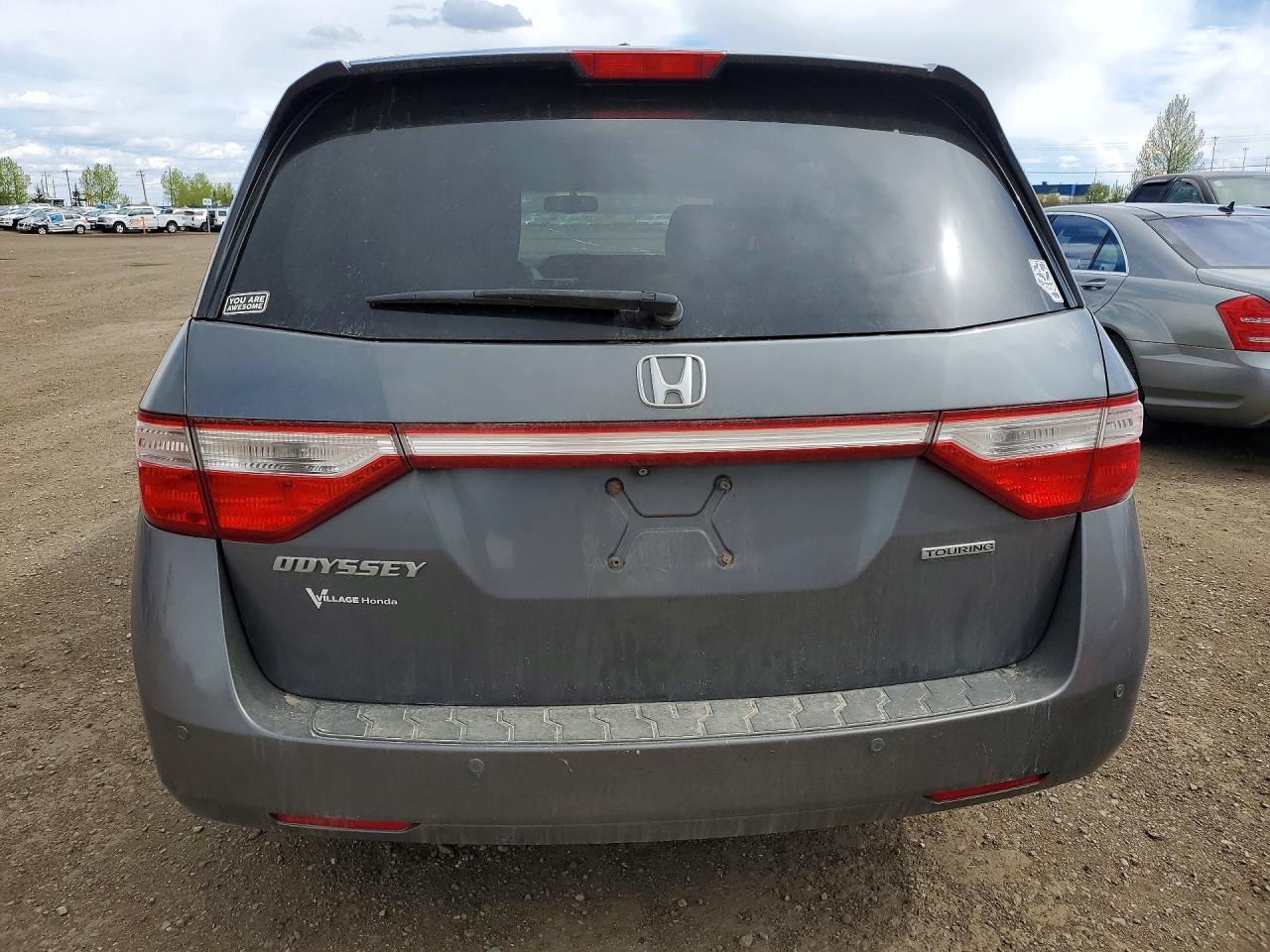 2011 Honda Odyssey Touring - Фото 6