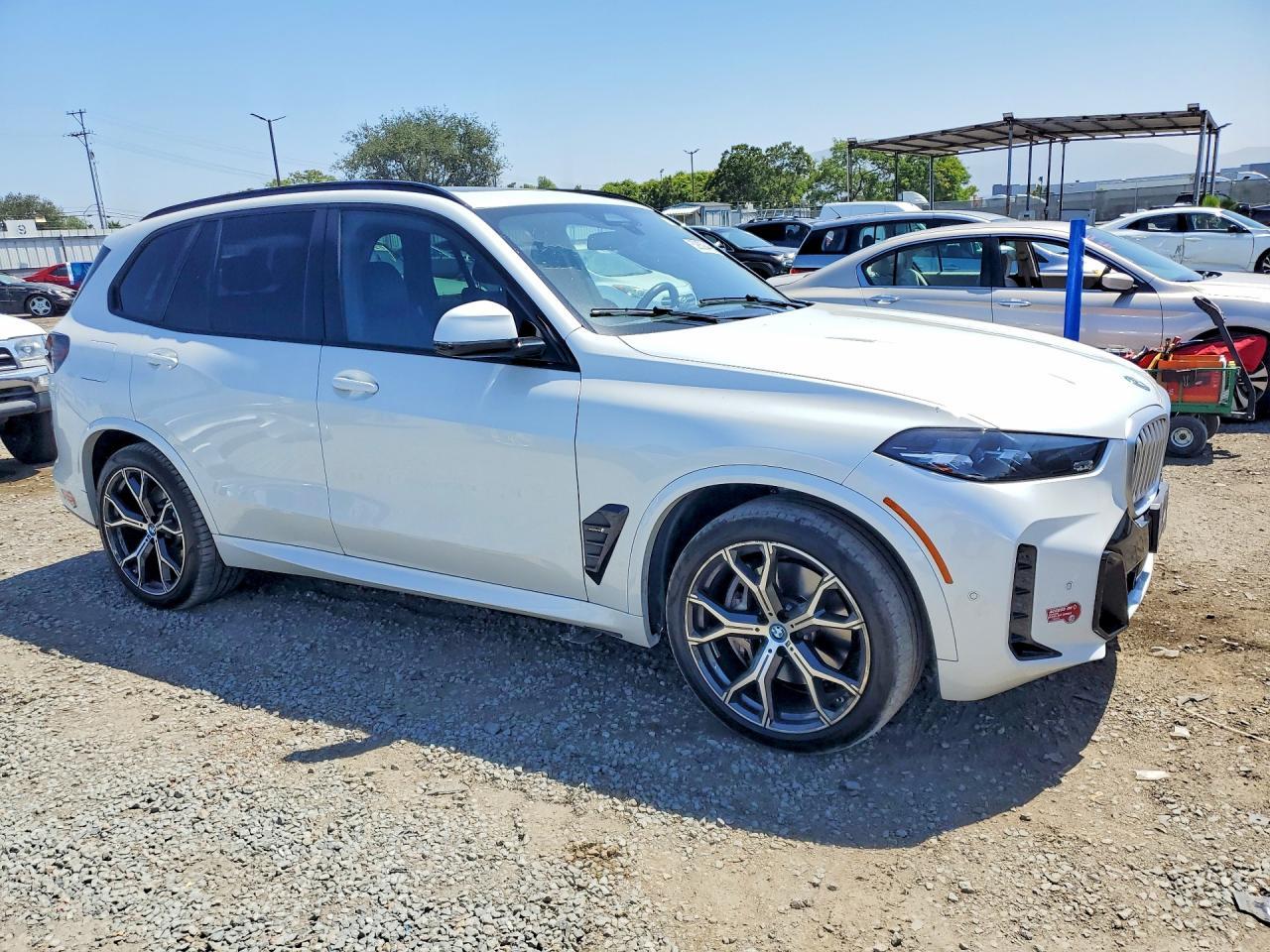 2024 BMW X5 xDrive50E - Фото 4