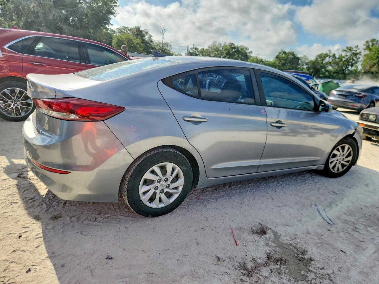 2017 Hyundai Elantra Se - Фото 3