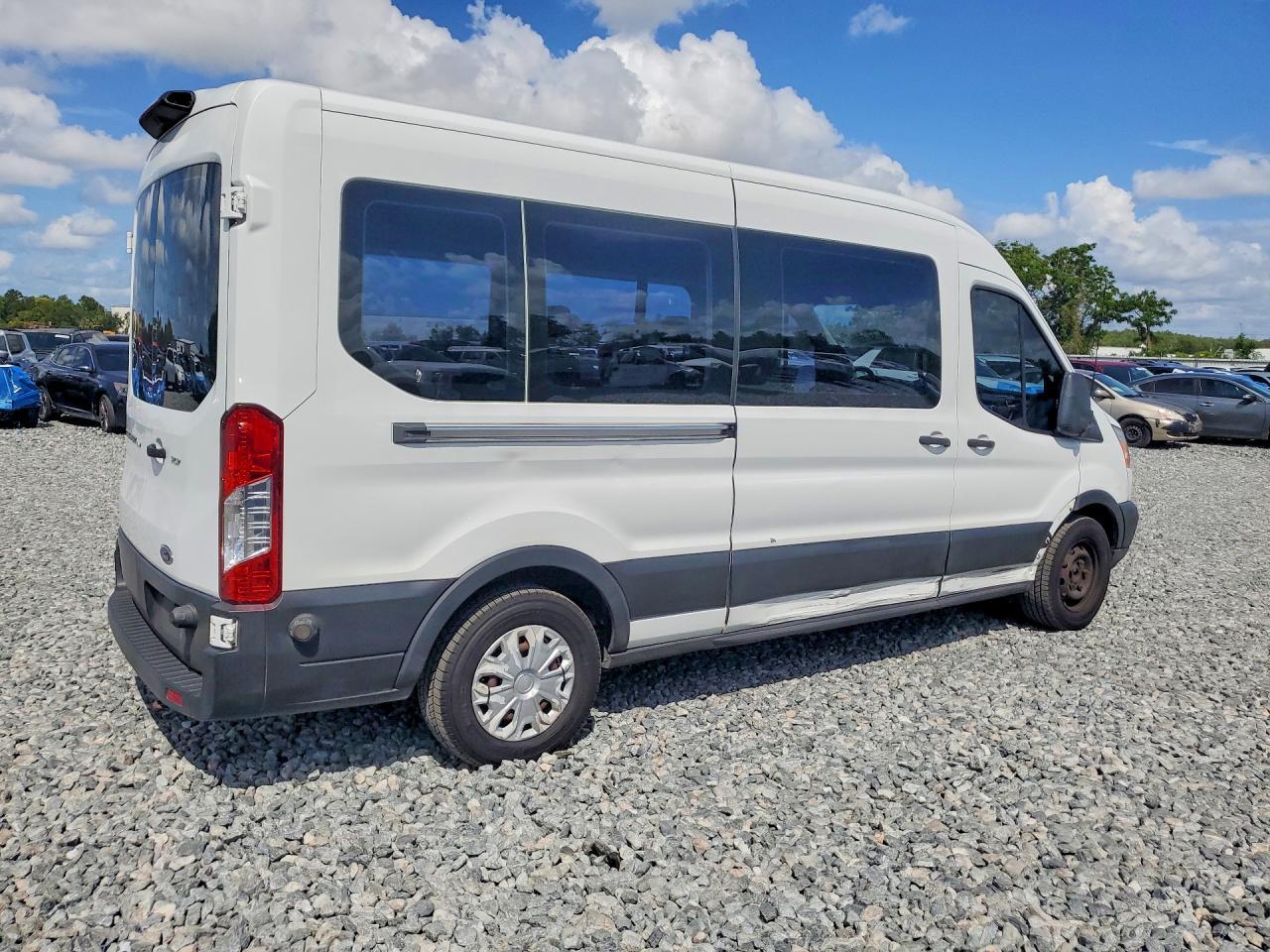 2019 Ford Transit T-350 - Image 3