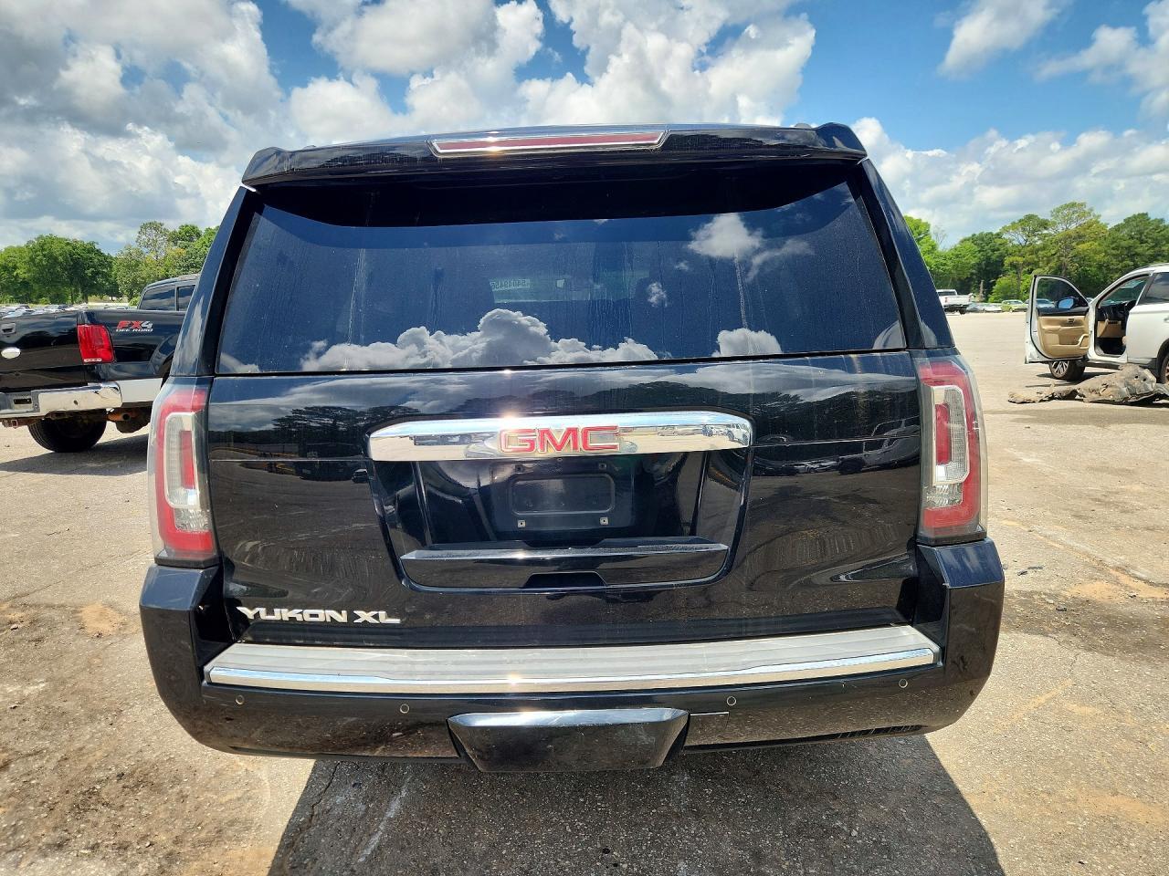 2018 GMC Yukon Xl Denali - Image 6