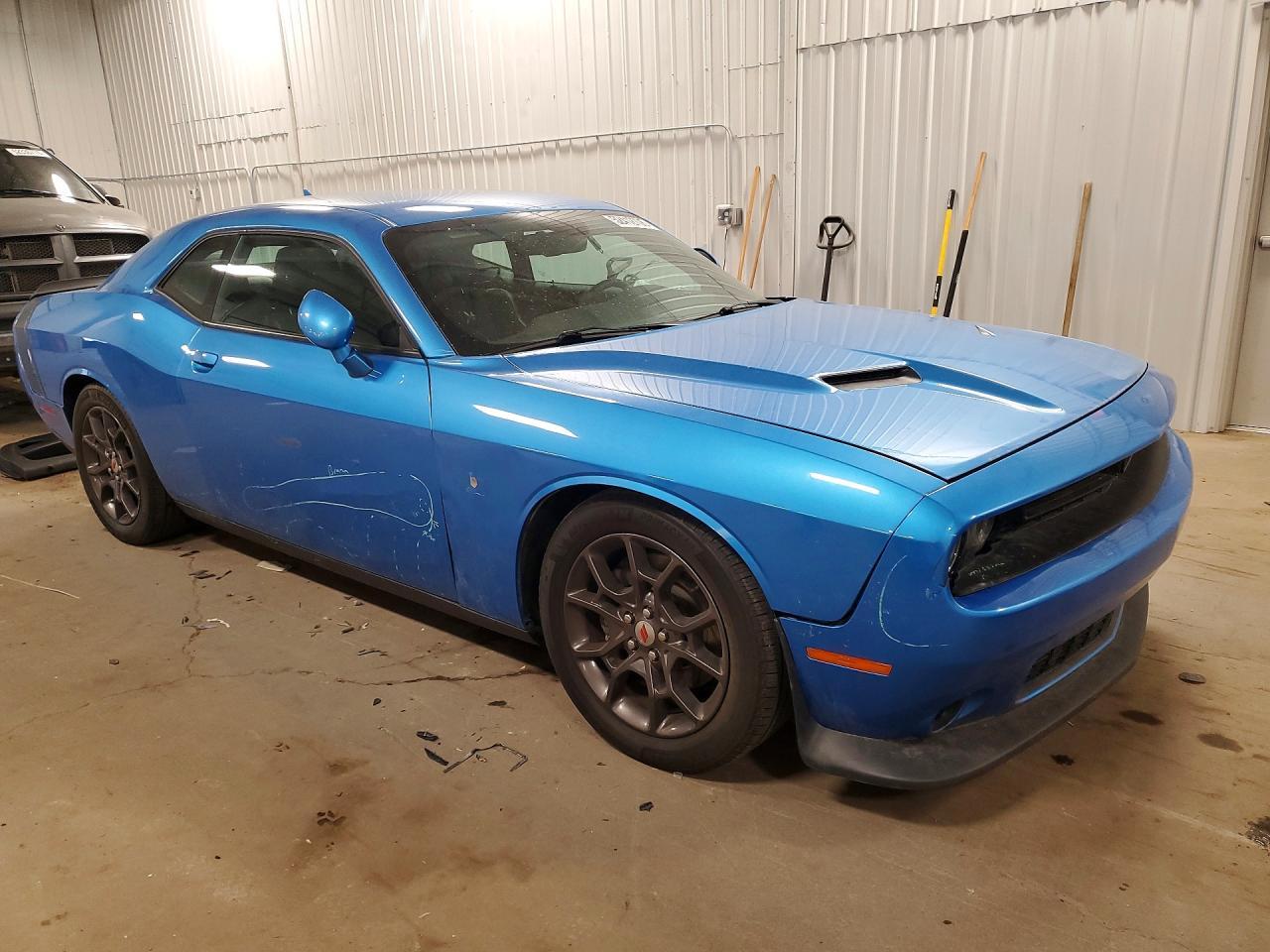 2015 Dodge Challenger R - Image 4