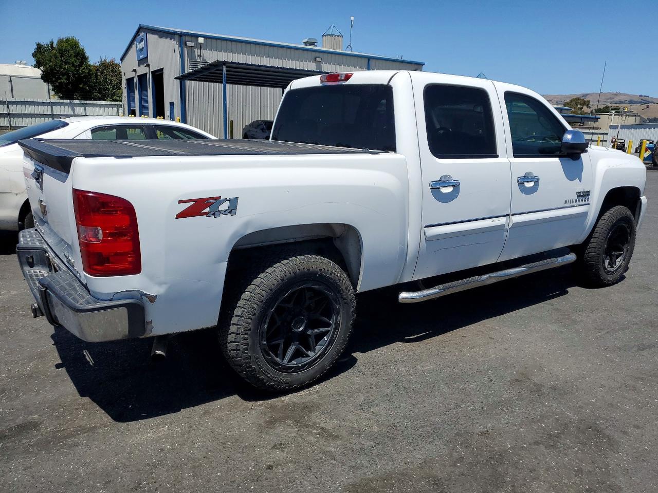 2011 Chevrolet Silverado K1500 Lt - Фото 3
