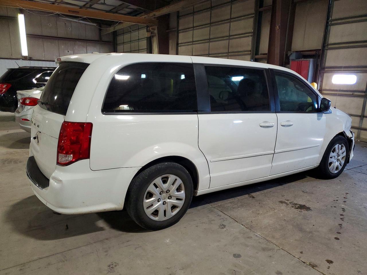 2016 Dodge Grand Caravan Se - Фото 3