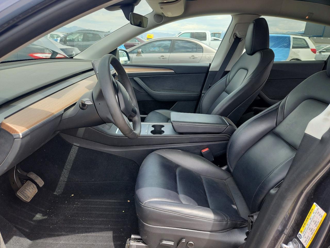 2023 Tesla Model Y - Image 7