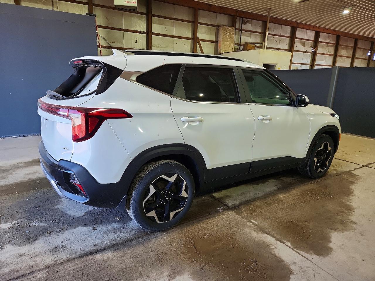 2024 Kia Seltos Ex - Image 3