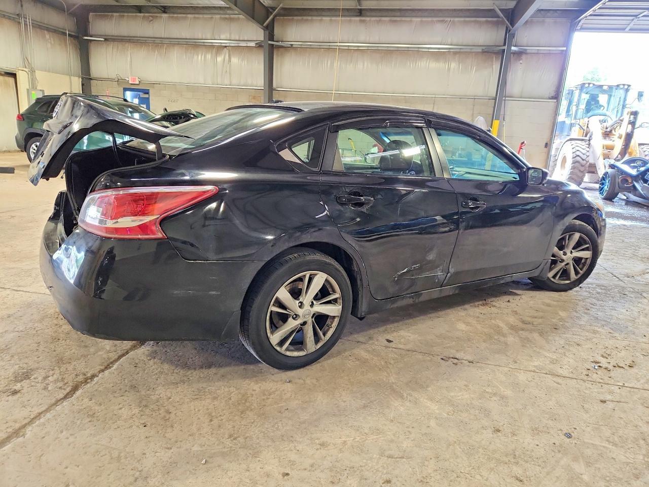 2013 Nissan Altima 2.5 - Image 3
