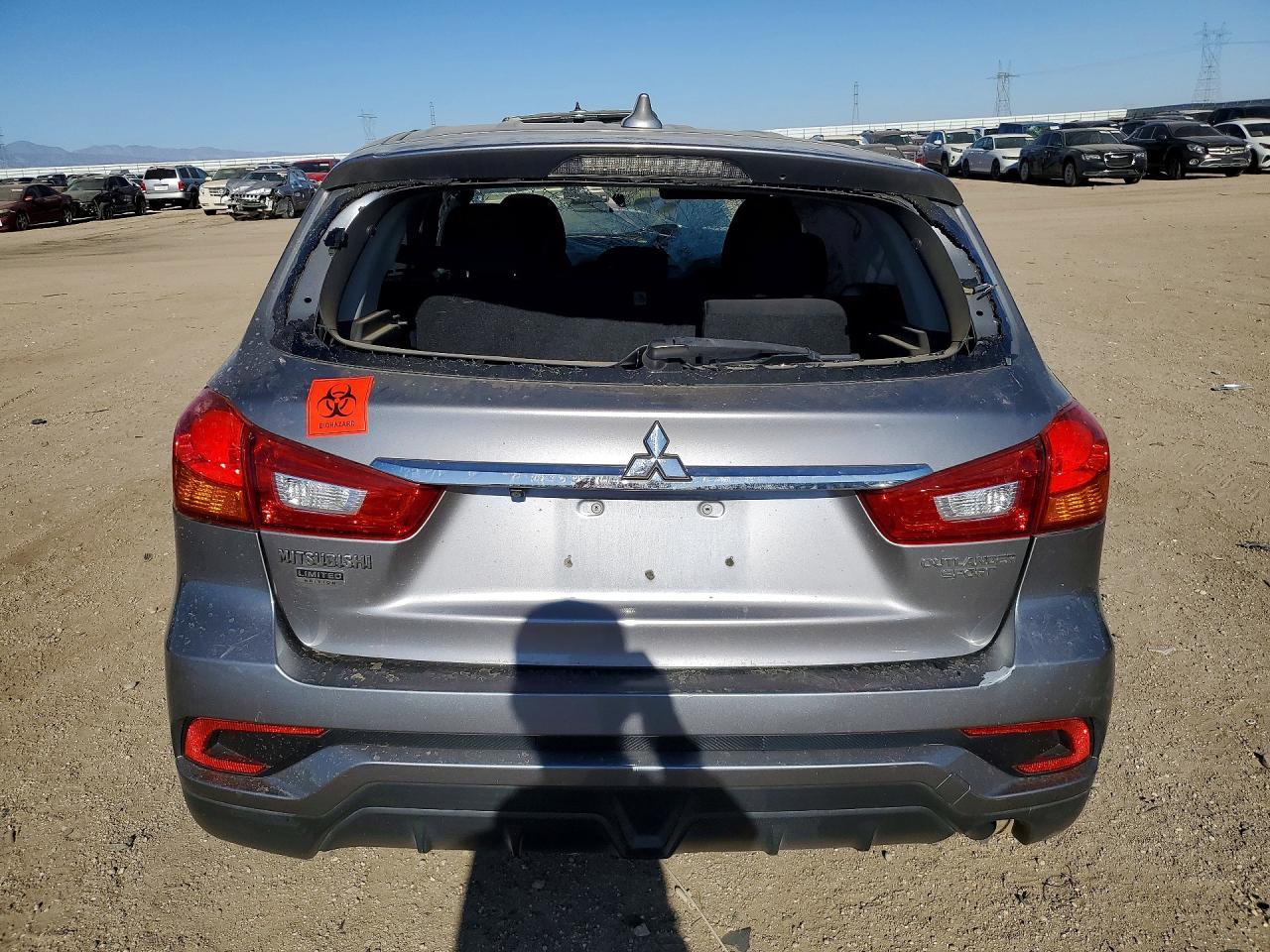 2019 Mitsubishi Outlander Sport Es - Image 6