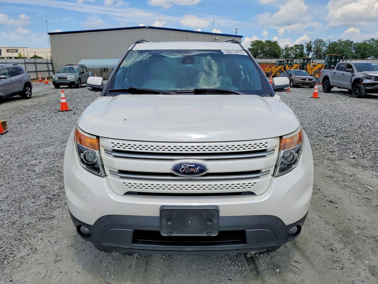 2014 Ford Explorer Limited - Image 5