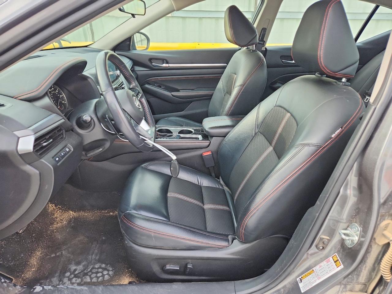2023 Nissan Altima Sr - Image 7