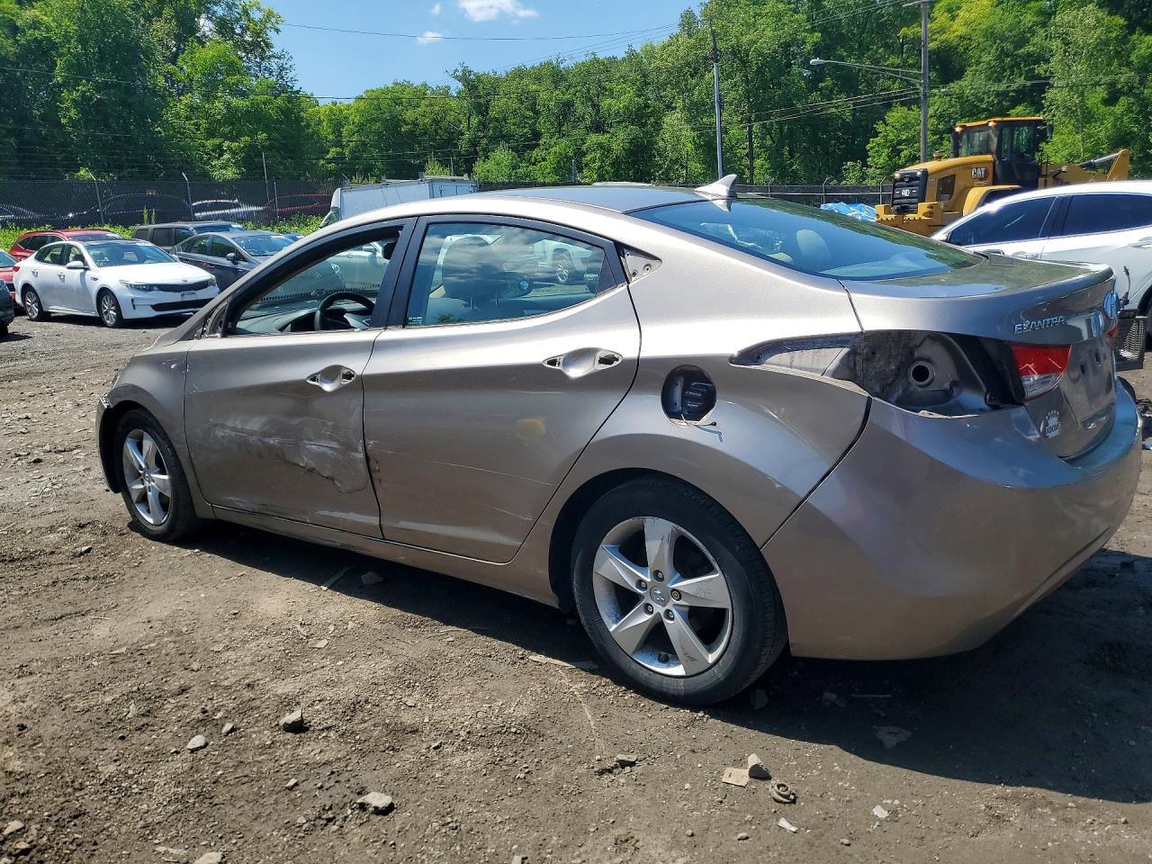 2013 Hyundai Elantra Gls - Image 2