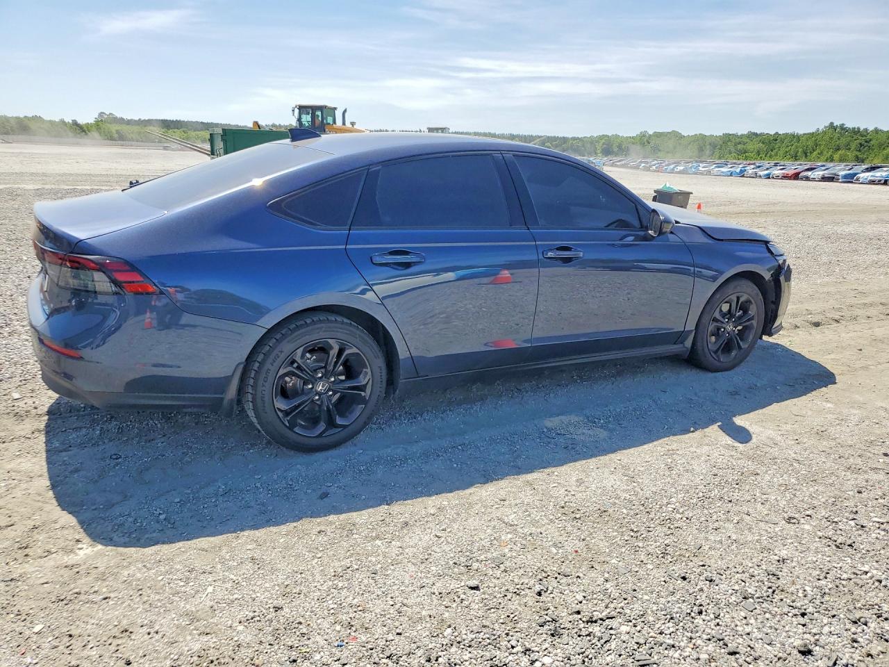 2025 Honda Accord Se - Image 3