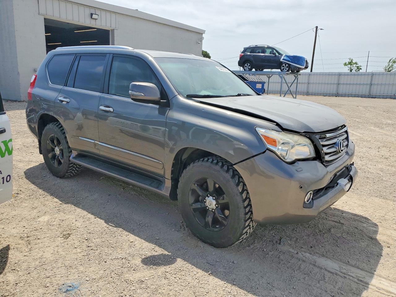 2010 Lexus Gx 460 Premium - Image 4