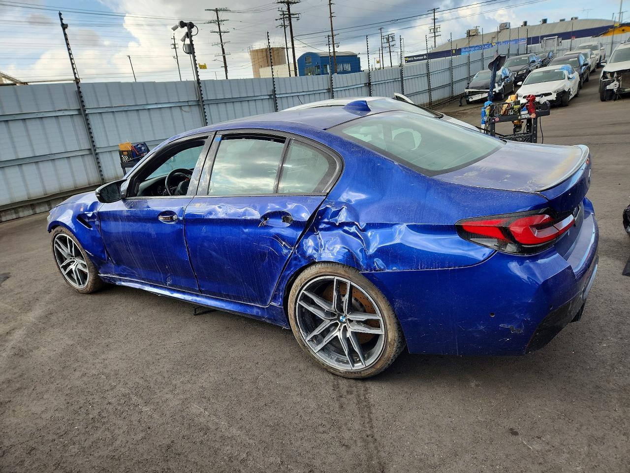 2022 BMW M5 - Image 2