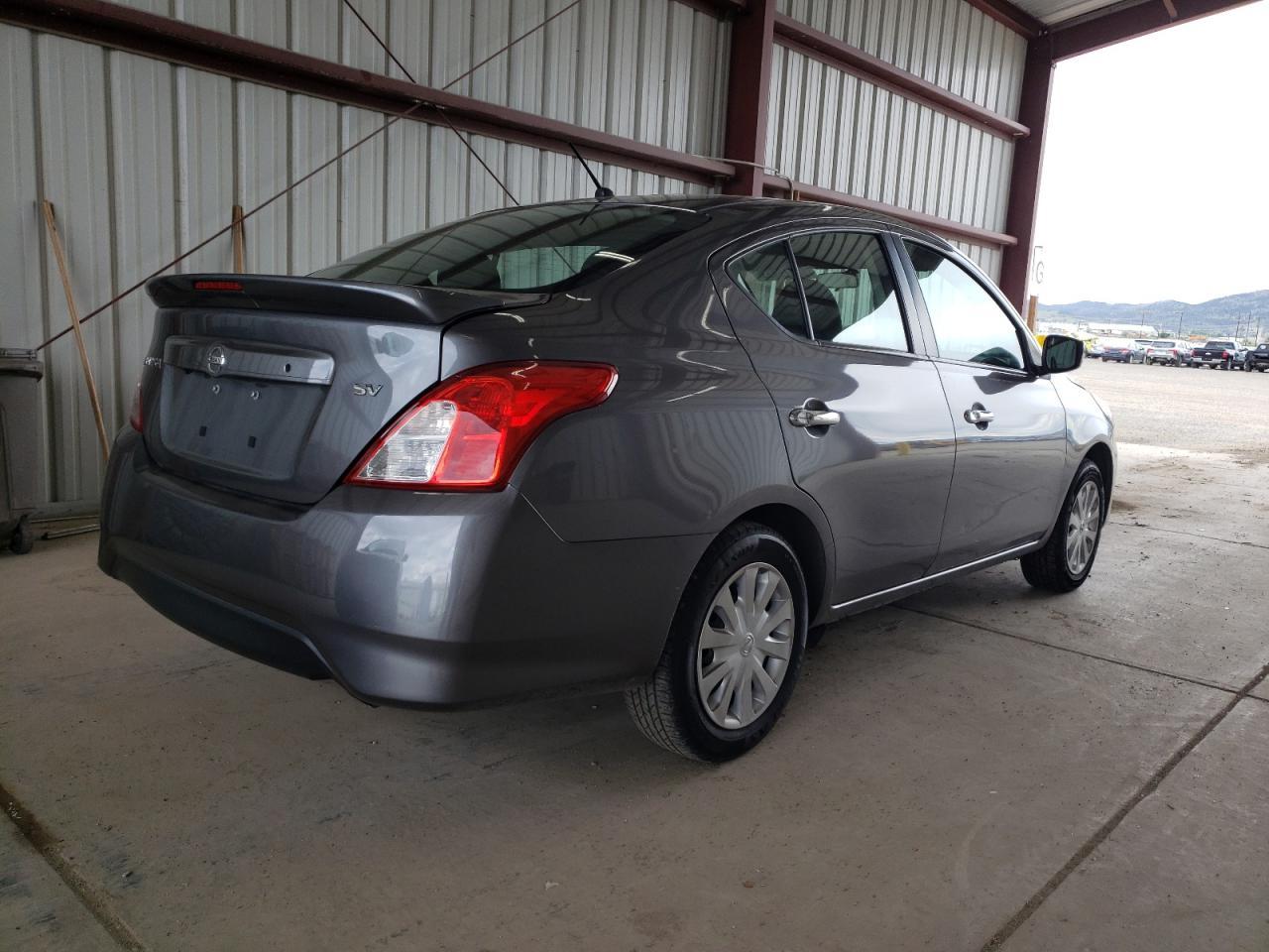 2019 Nissan Versa S - Image 3