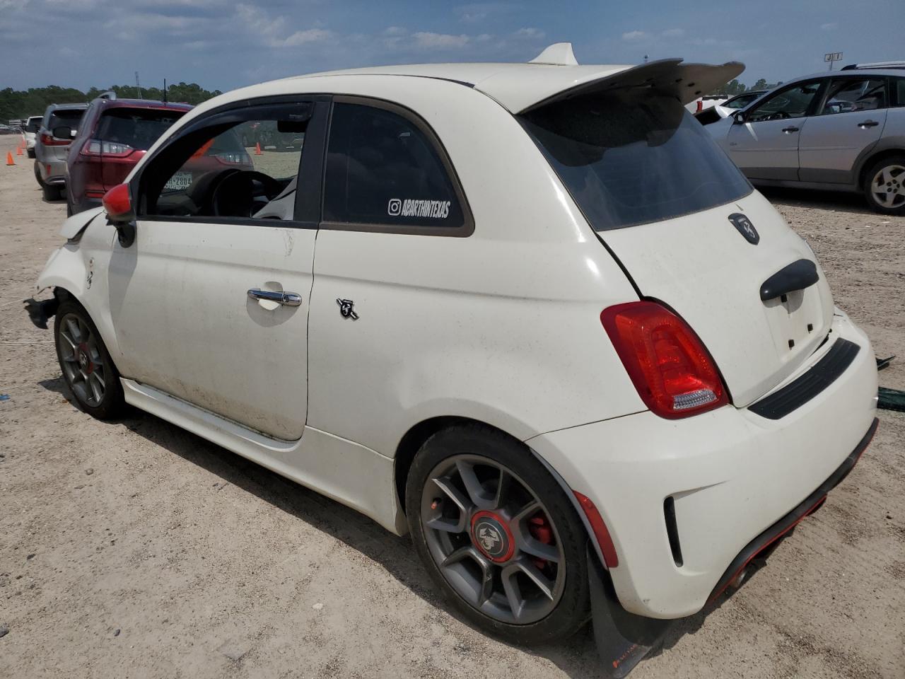 2012 Fiat 500 Abarth - Image 2